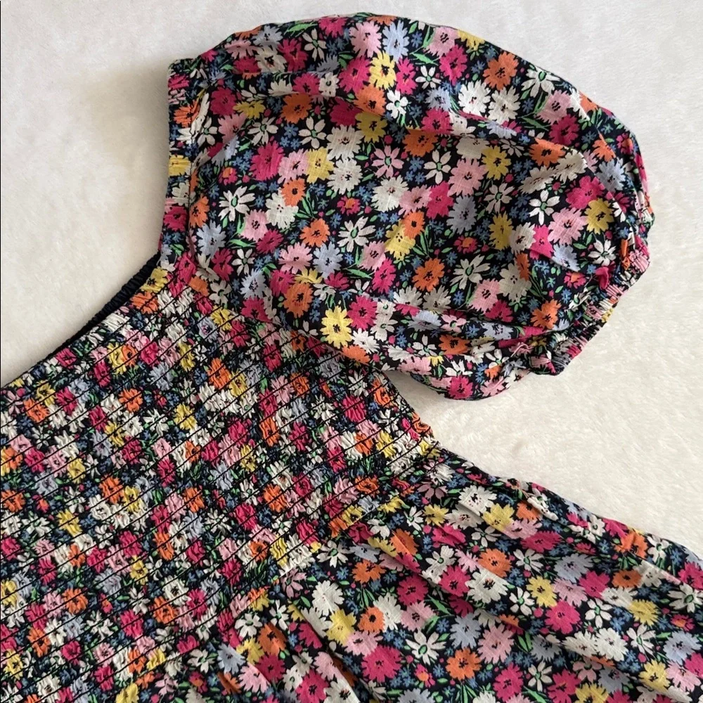 Gap Kids | Smocked Floral Print Puff Sleeve Cotton Dress 813739 Blue/Pink (L/10) - Picture 14 of 16